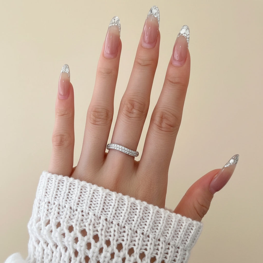 Anel Feminino em Prata 925 com Banho de Ouro 18K e Pedra com Brilho Intenso