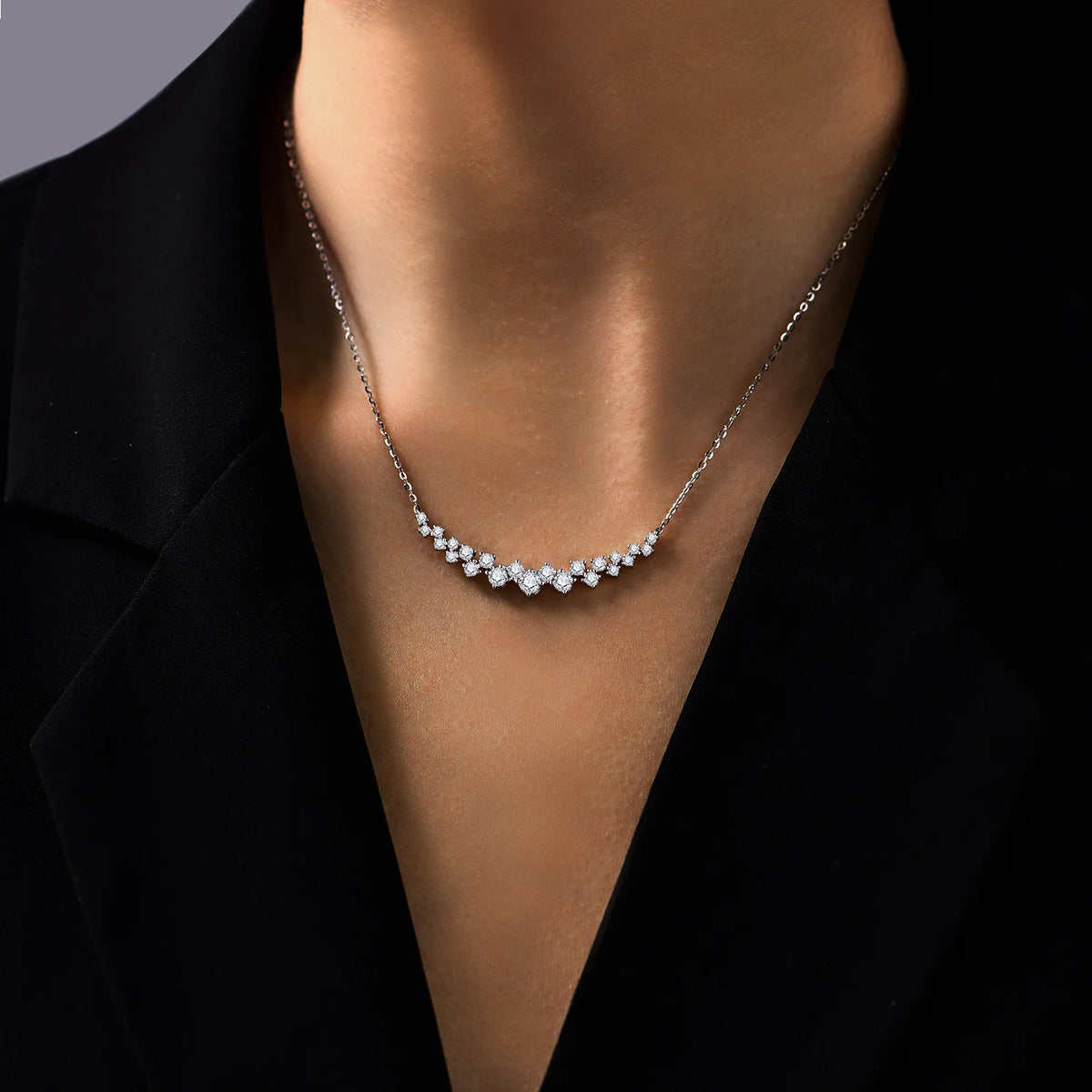 Colar Luxuoso de Moissanite ATTAGEMS com Prata 925 e Banho Dourado