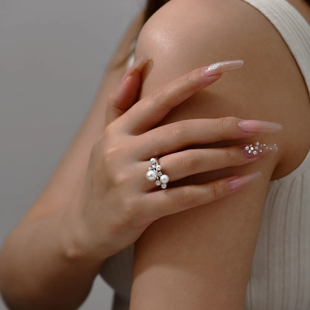 Anel de Pérola e Moissanite em Prata 925 com Banho de Ouro 18k