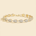 Pulseira Luxo Moissanite ATTAGEMS em Prata 925 com Banho de Ouro Branco - Pedra em Pera, Cor D, VVS1