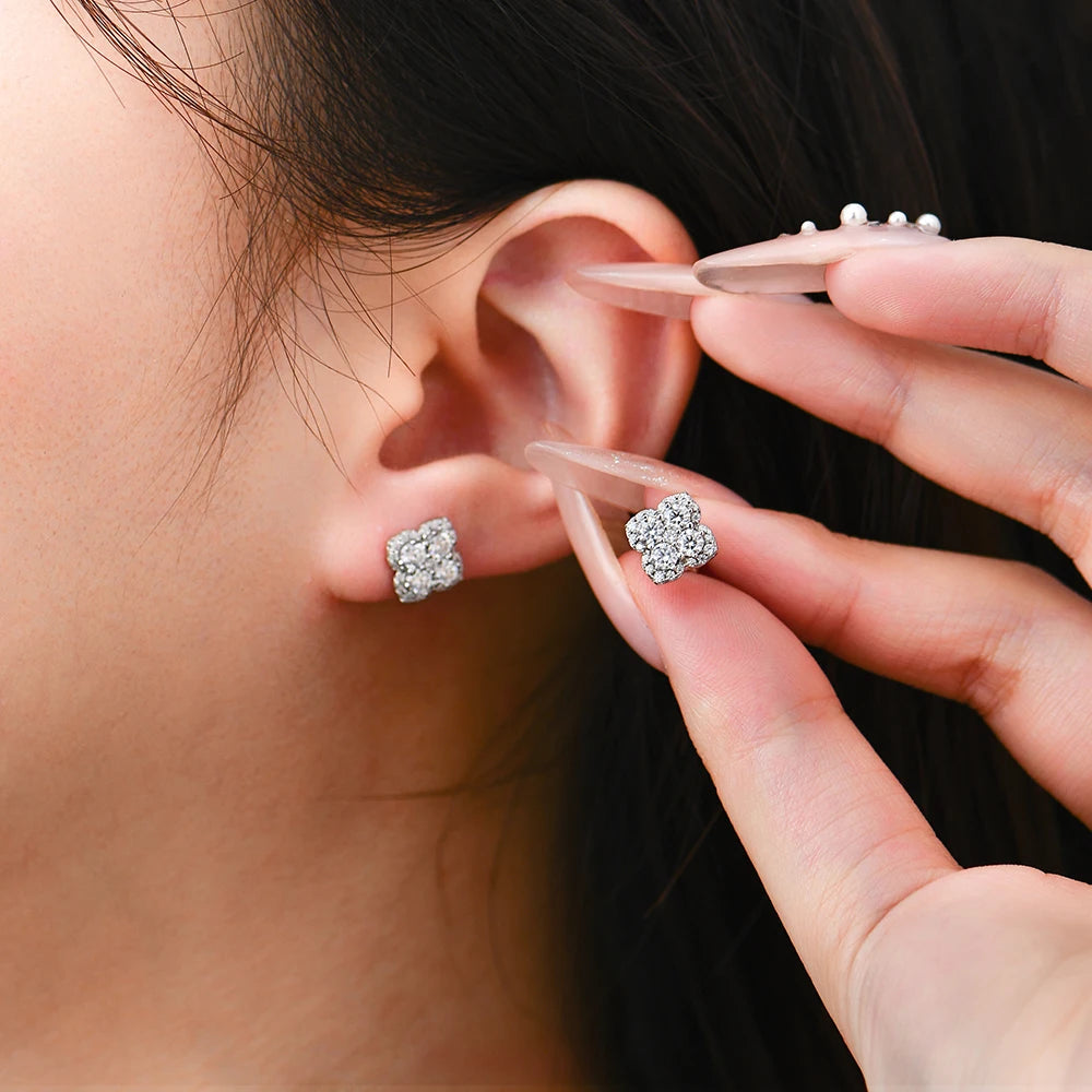 Brincos de Moissanite Attagems em Prata 925 com Banho de Ouro 18k