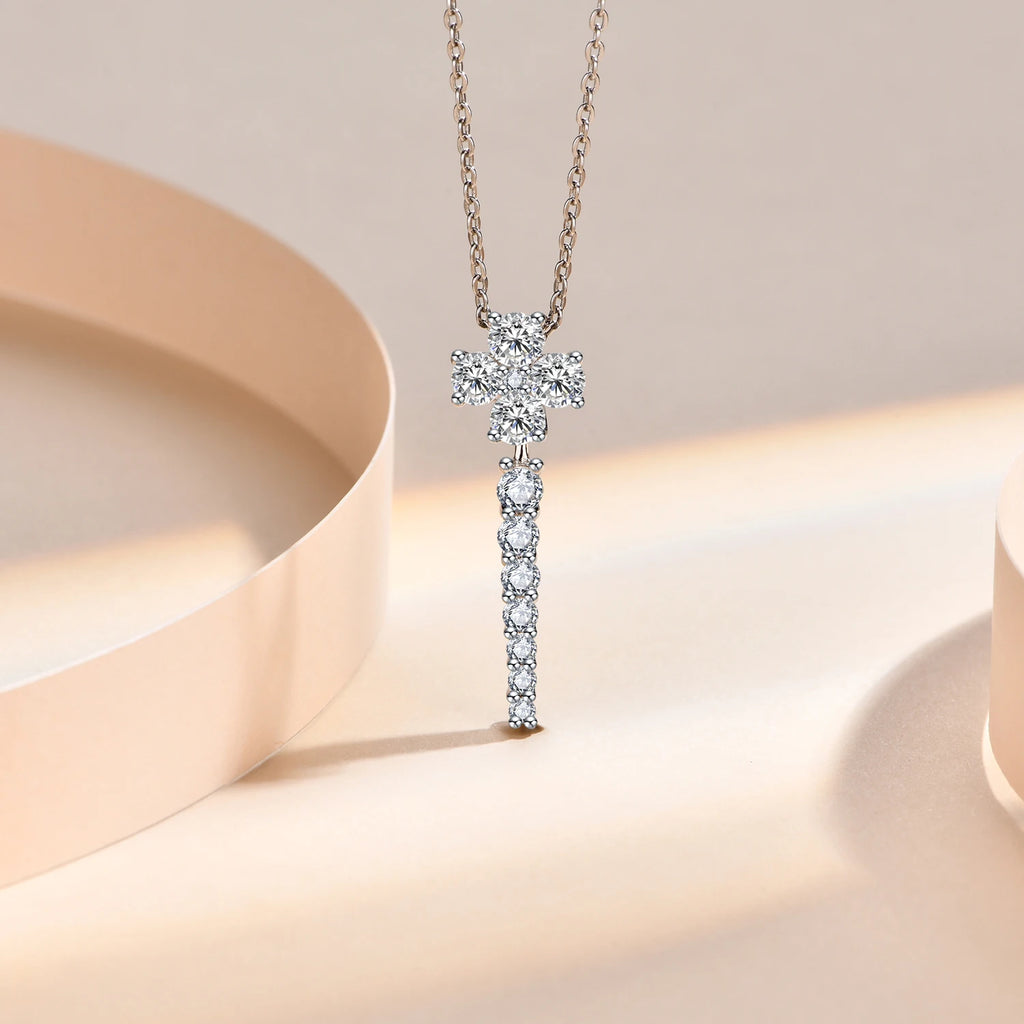 Colar Pingente em Prata 925 com Moissanite D Grade ATTAGEMS