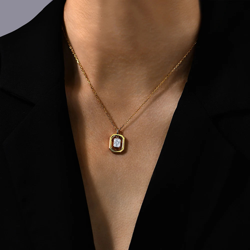 Colar Moissanite em Ouro Amarelo 10k, 14k ou 18k | Joia Feminina Elegante