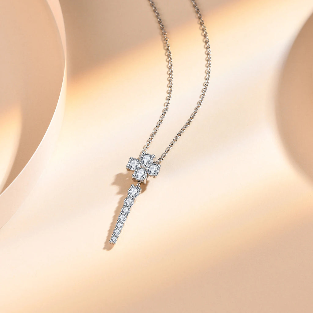 Colar Pingente em Prata 925 com Moissanite D Grade ATTAGEMS
