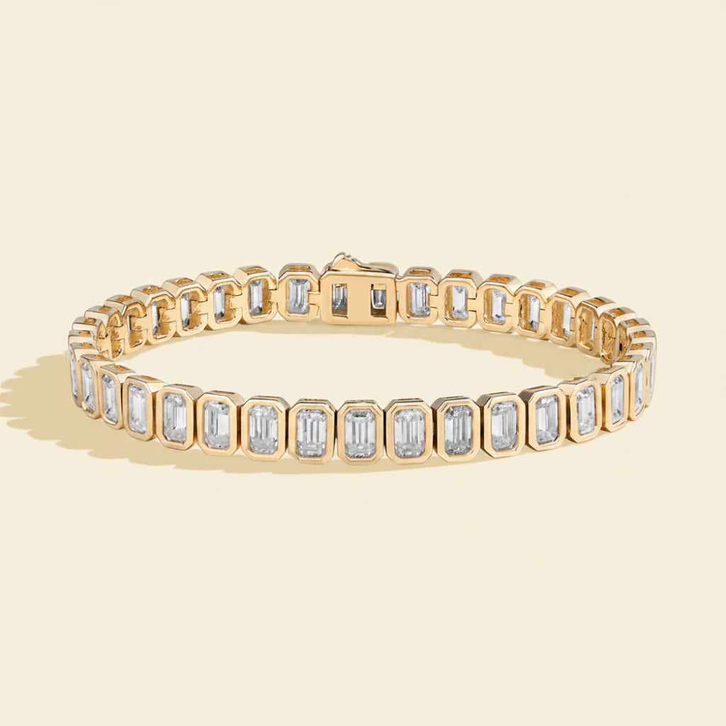 Pulseira Tennis em Prata 925 com Zircônias Corte Esmeralda 5x3mm - Banhada a Ouro