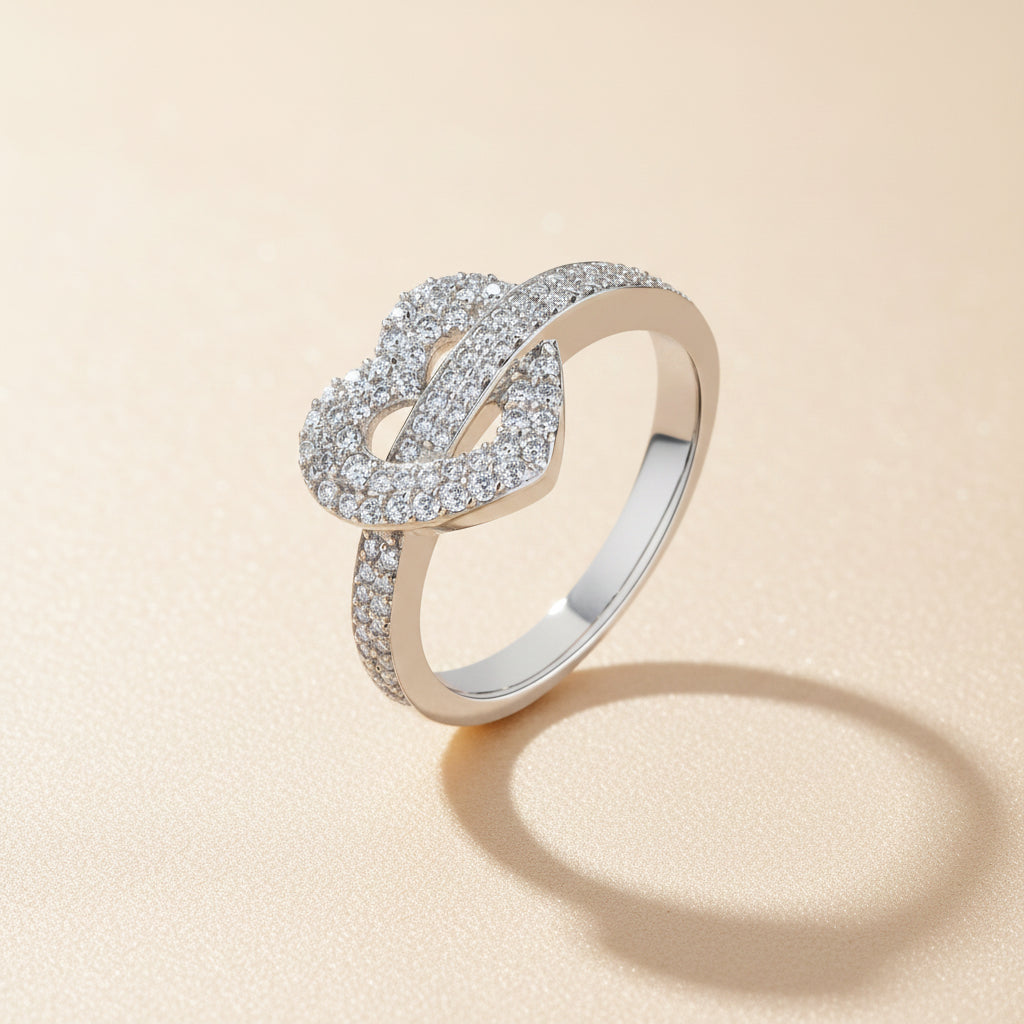 Anel Coração com Moissanite em Prata 925 — Design Clássico e Certificado