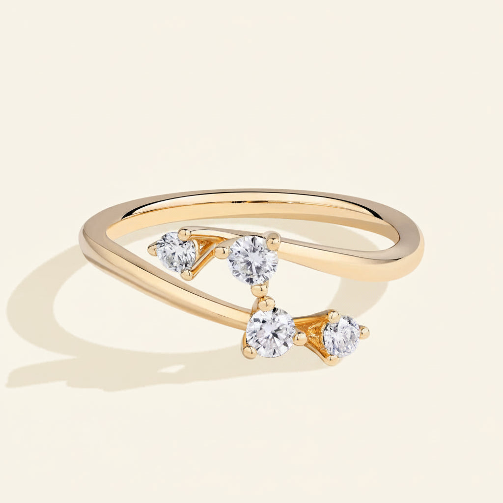 Anel Moissanite Curvo em Prata S925 - Elegância Casual e Sofisticada