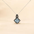 Encontro das Águas Necklace - imagem tratada por IA