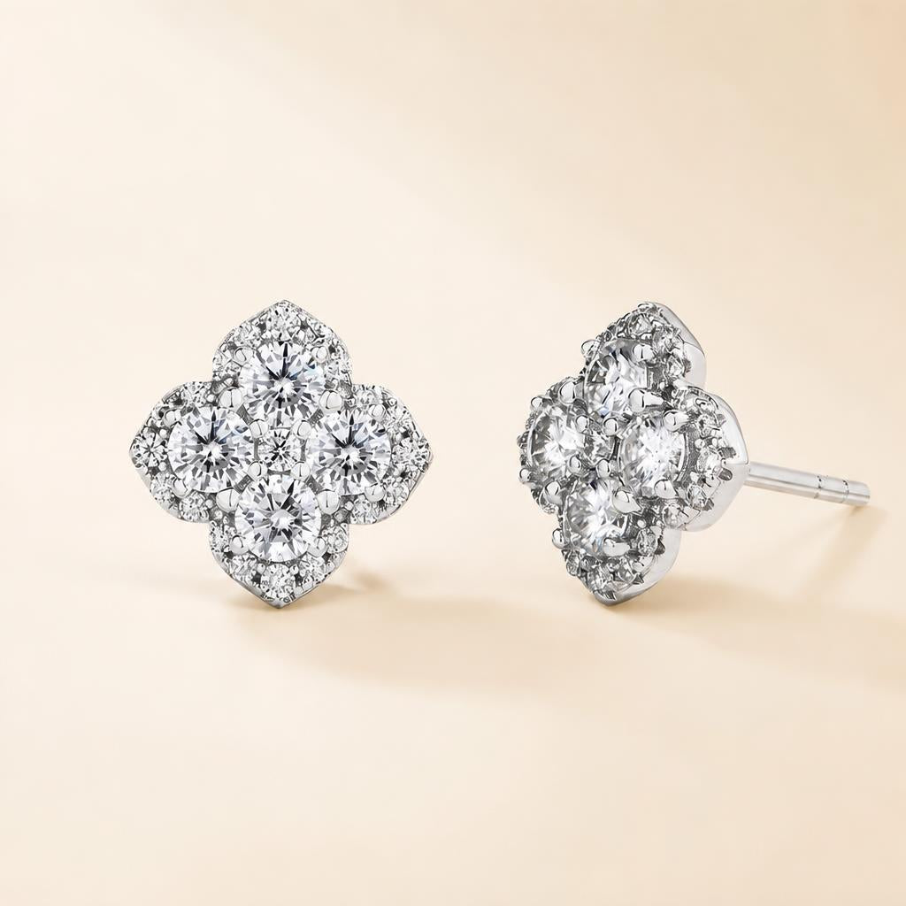 Sol Earrings - imagem tratada por IA
