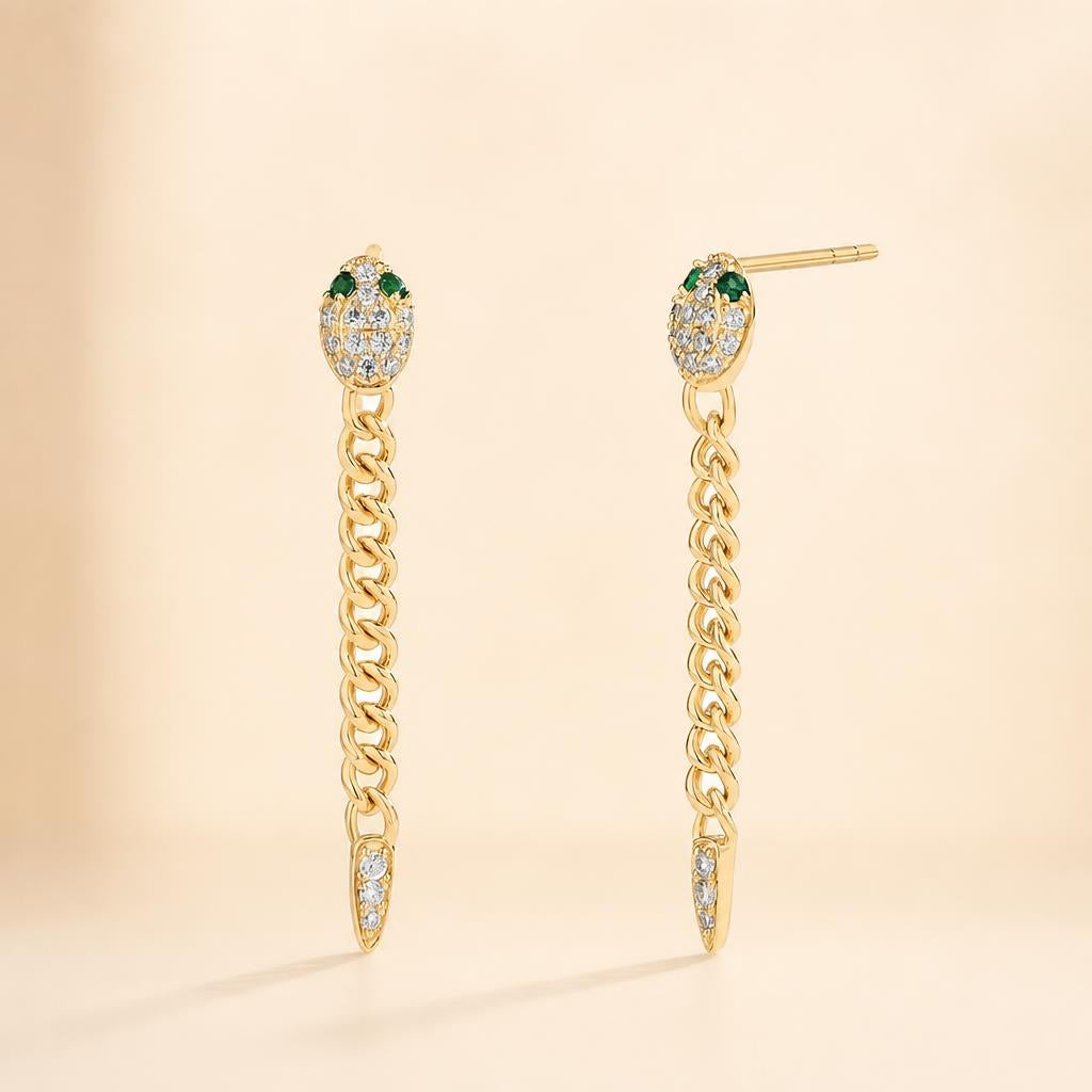 Jiboia-Verde Earrings - imagem tratada por IA