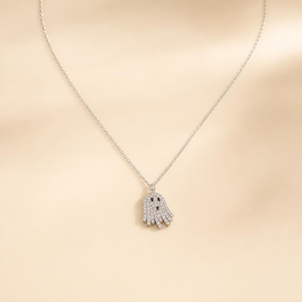 Miragem Necklace - imagem tratada por IA