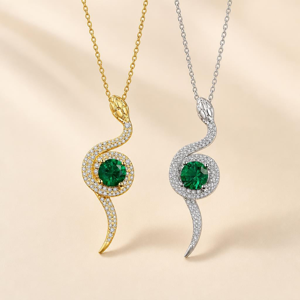 Jiboia-Verde Necklace - imagem tratada por IA